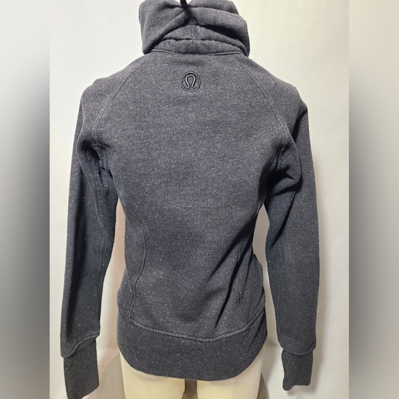 Lululemon Cuddle Up Jacket/sweater- Gray and black with sparkle- Size 6 - Picture 4 of 6